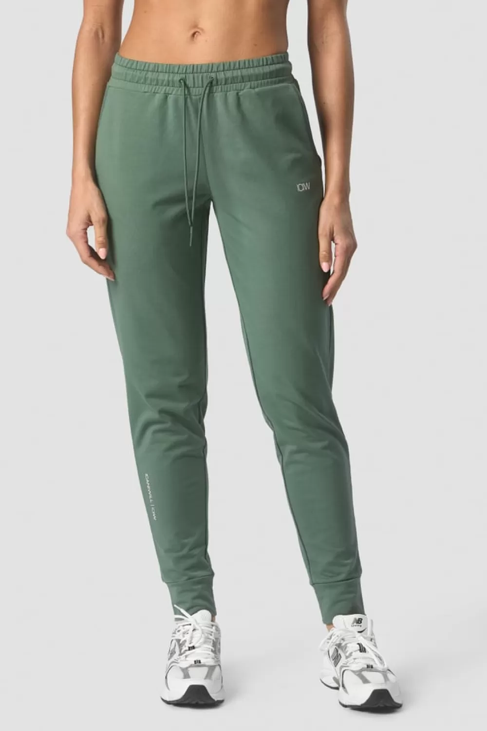 Women ICIW Activity Pants Wmn Dark Sage Green