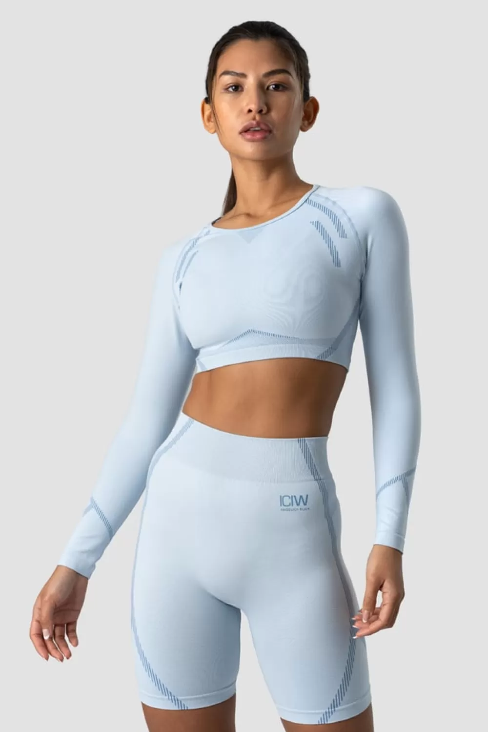 Women ICIW Blick Seamless Crop Top Light Blue