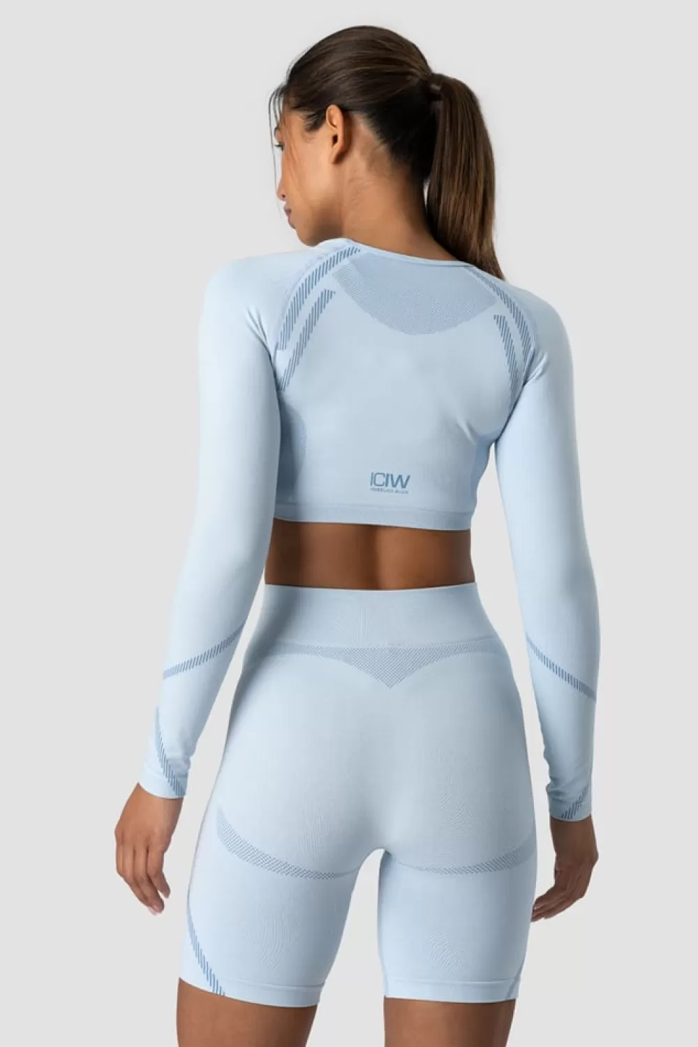 Women ICIW Blick Seamless Crop Top Light Blue