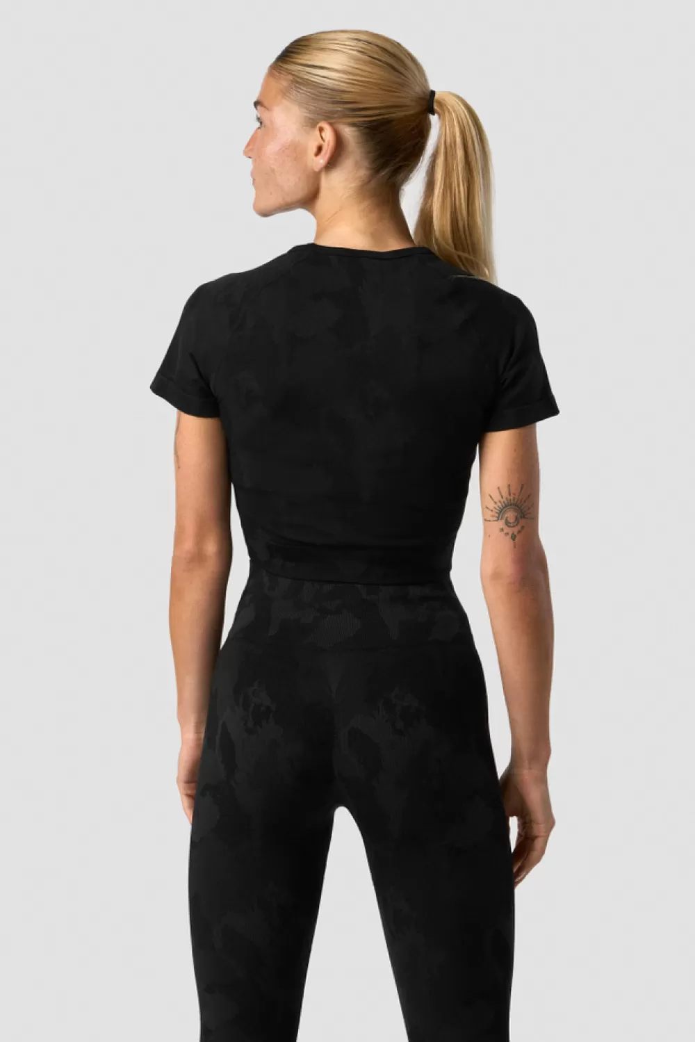 Women ICIW Camo Seamless T-shirt Black