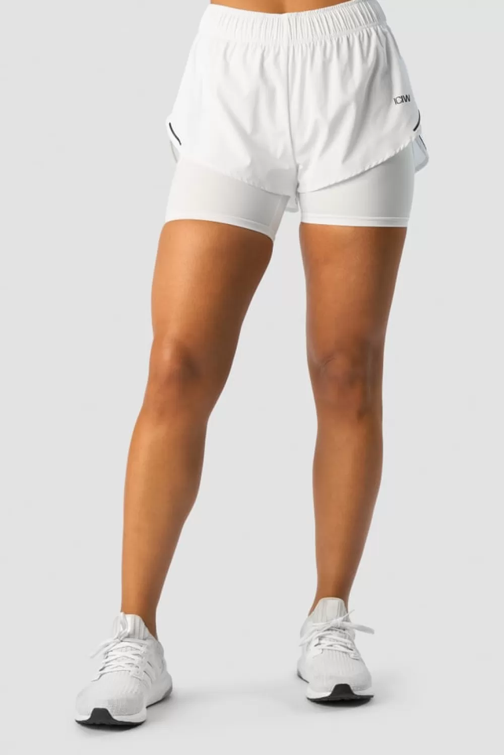 Women ICIW Charge 2-in-1 Shorts Wmn White