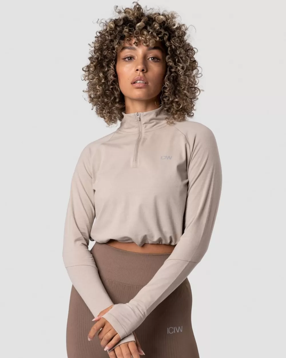 Women ICIW Define Cropped 1/4 Zip Adjustable Sand