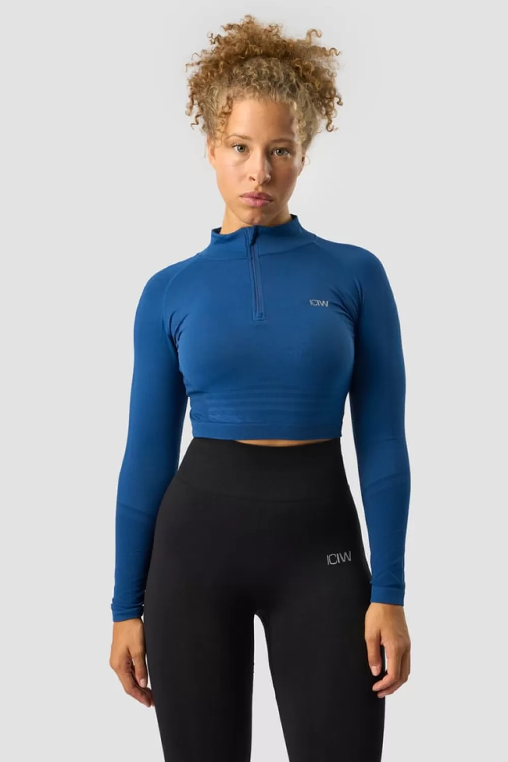 Women ICIW Define Seamless Cropped 1/4 Zip Dark Navy