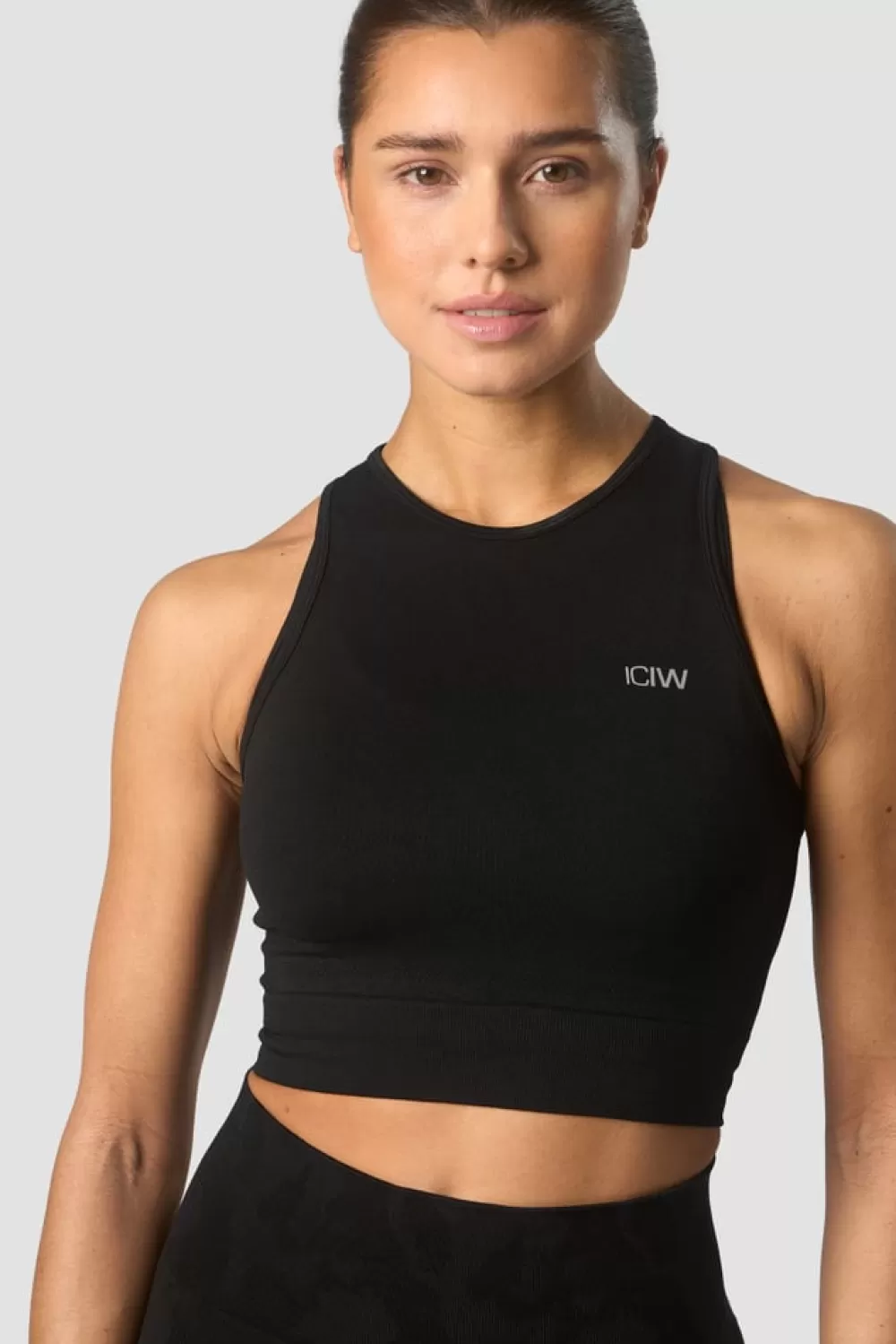 Women ICIW Define Seamless Cropped Tank Top Black