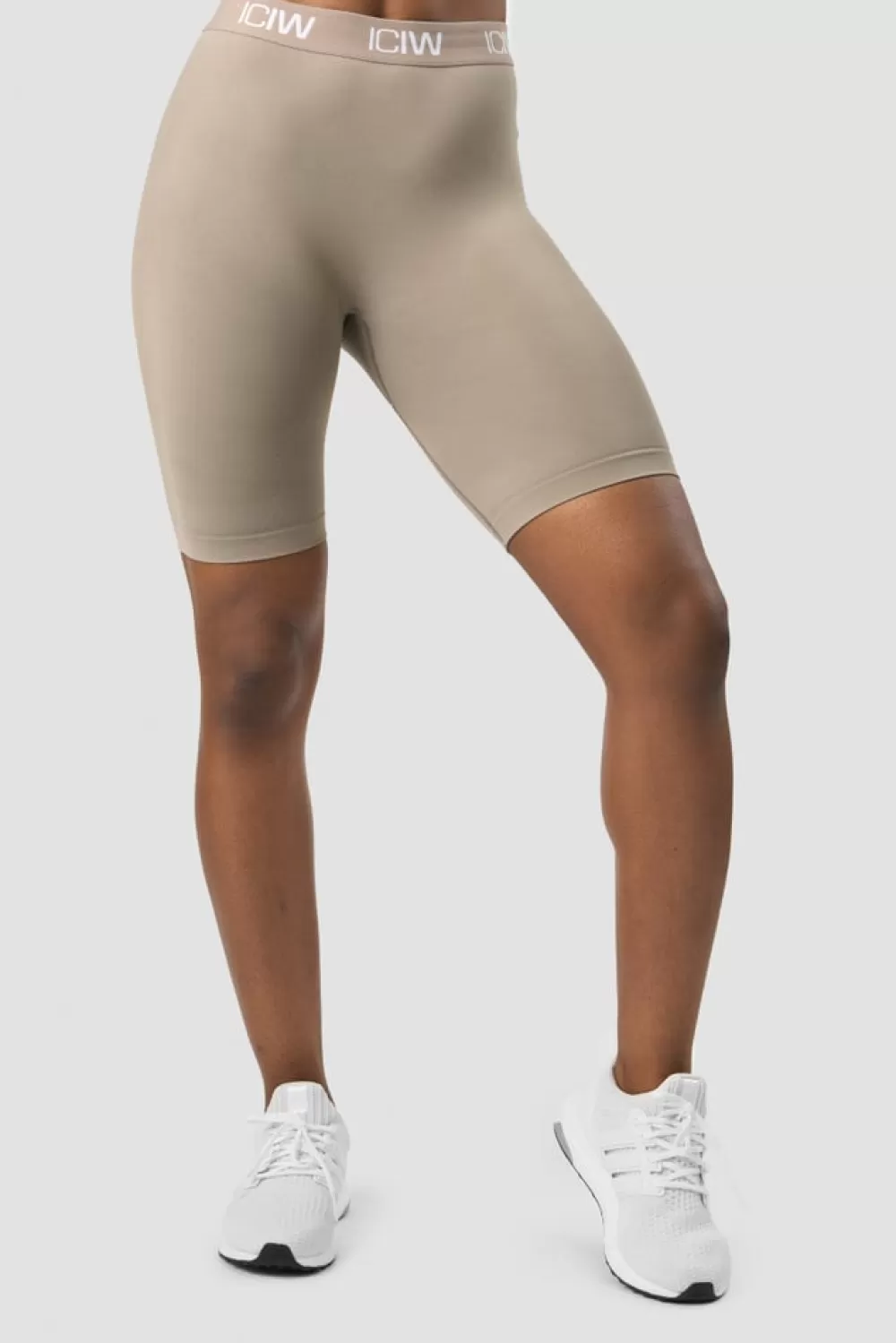 Women ICIW Define Seamless Logo Biker Shorts Taupe