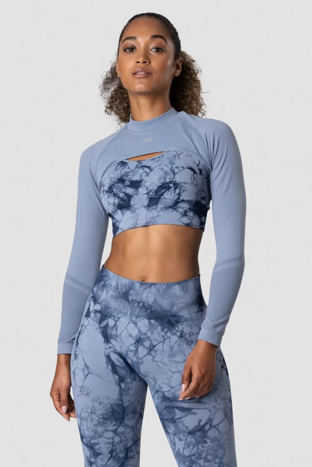 Women ICIW Define Seamless LS Shoulder Top Urban Blue