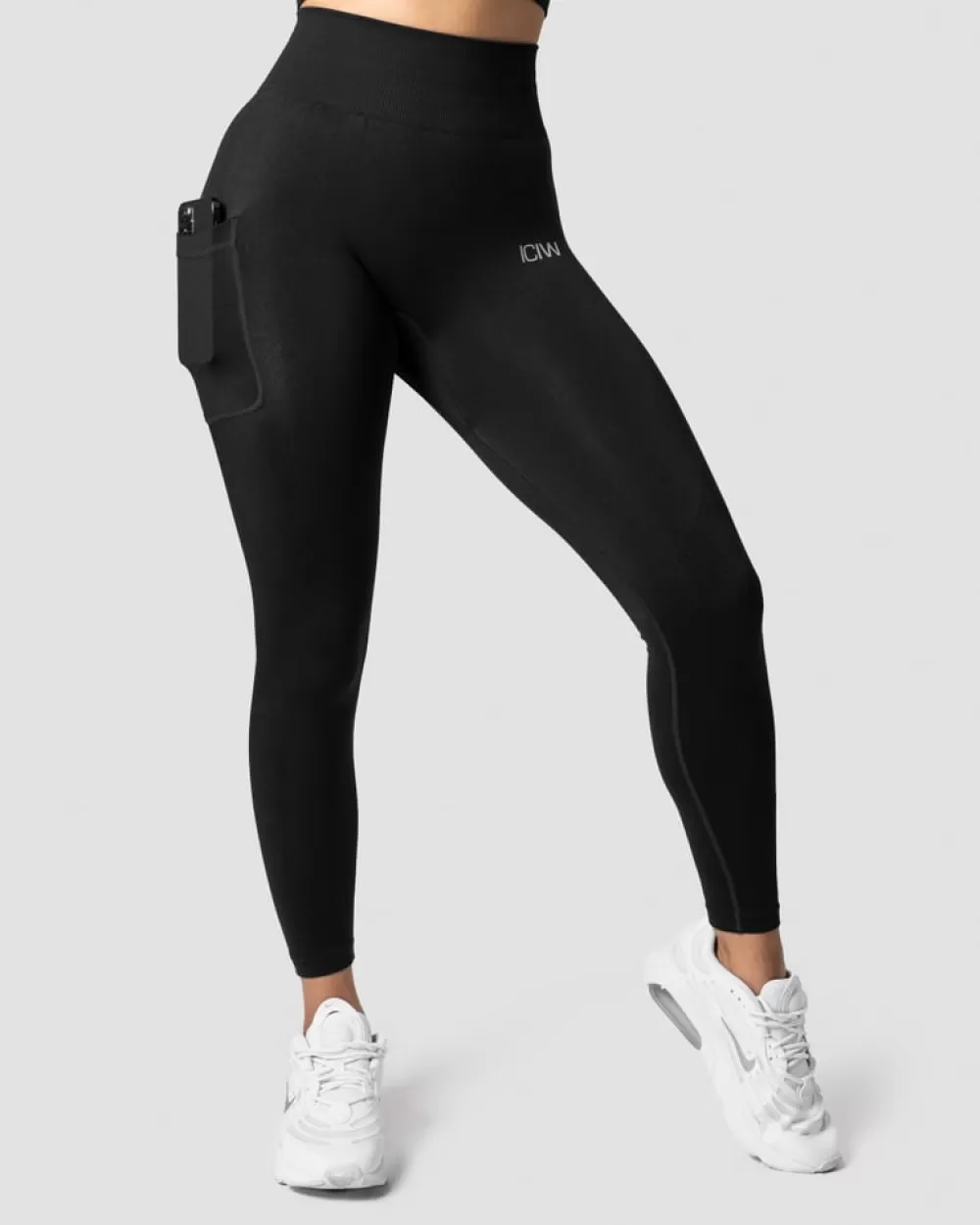 Women ICIW Define Seamless Pocket Tights Black