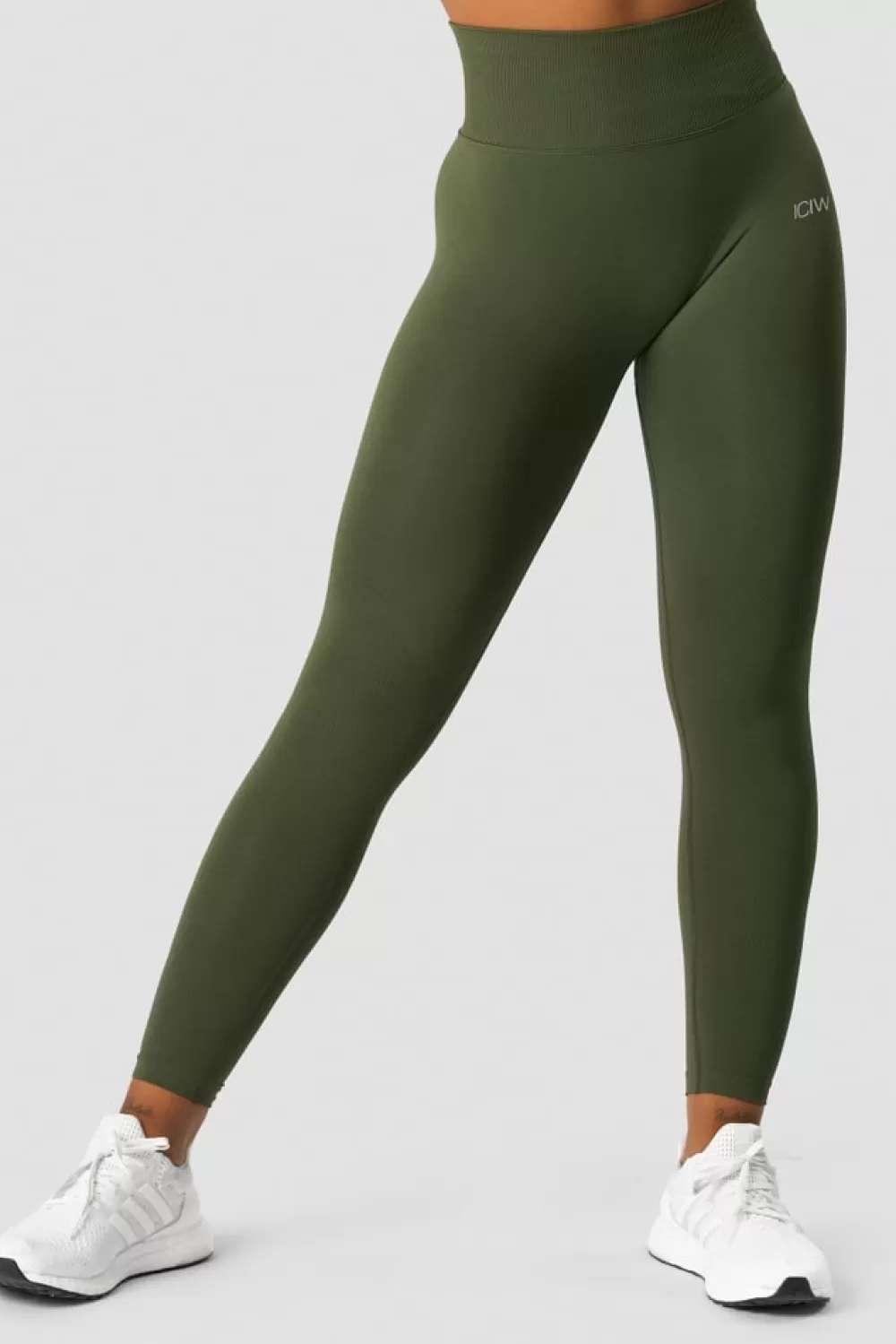 Women ICIW Define Seamless Scrunch Tights Autumn Green