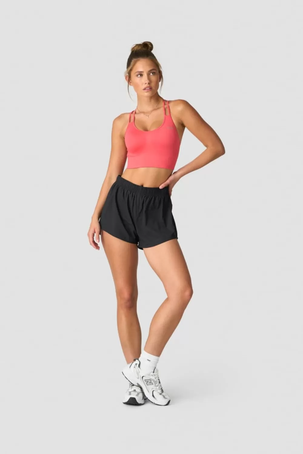 Women ICIW Define Seamless Sports Bra Coral