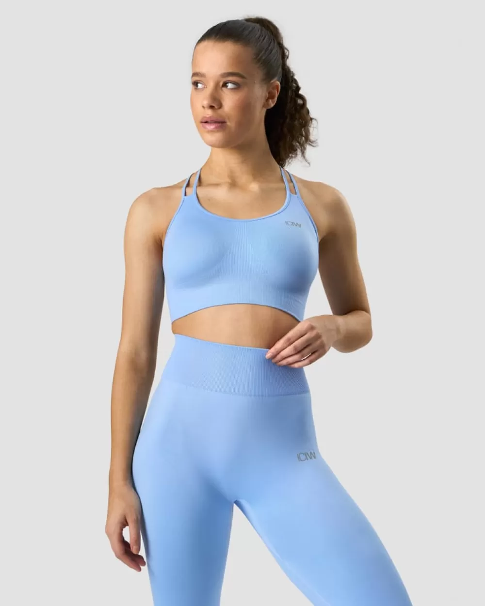 Women ICIW Define Seamless Sports Bra Daisy Blue