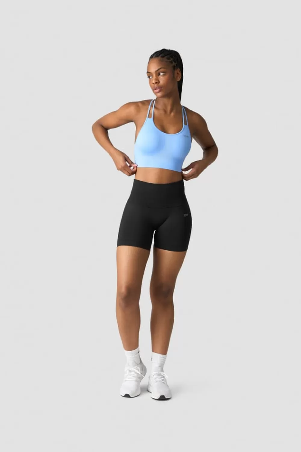 Women ICIW Define Seamless Sports Bra Daisy Blue