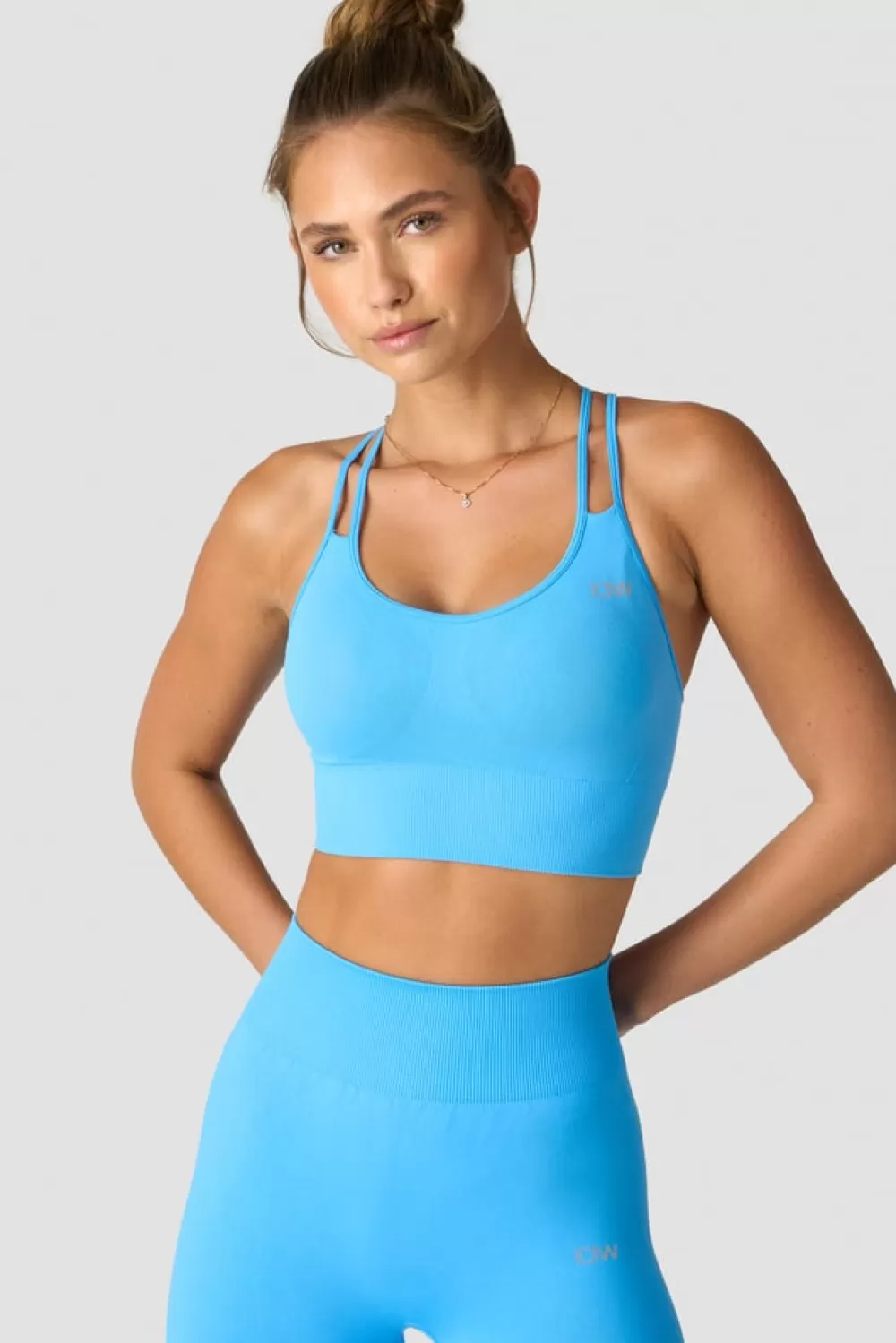 Women ICIW Define Seamless Sports Bra Pacific Blue