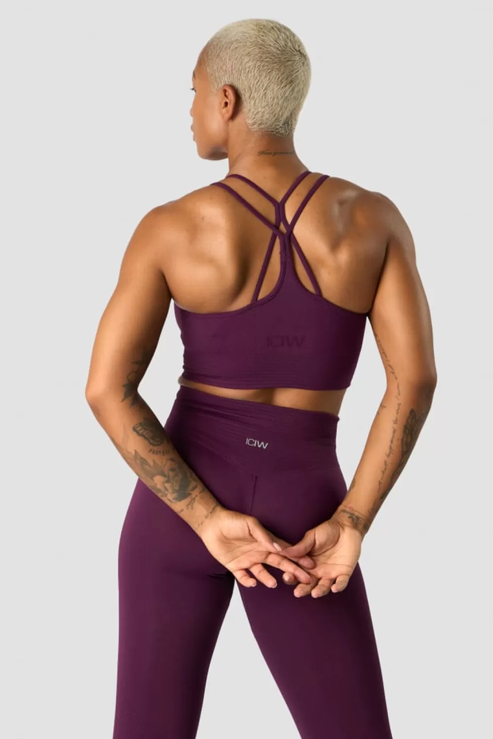 Women ICIW Define Seamless Sports Bra Purple