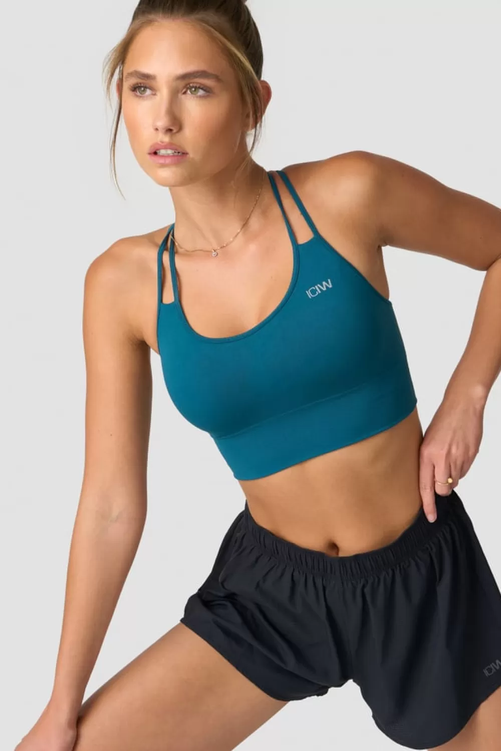 Women ICIW Define Seamless Sports Bra Teal Blue