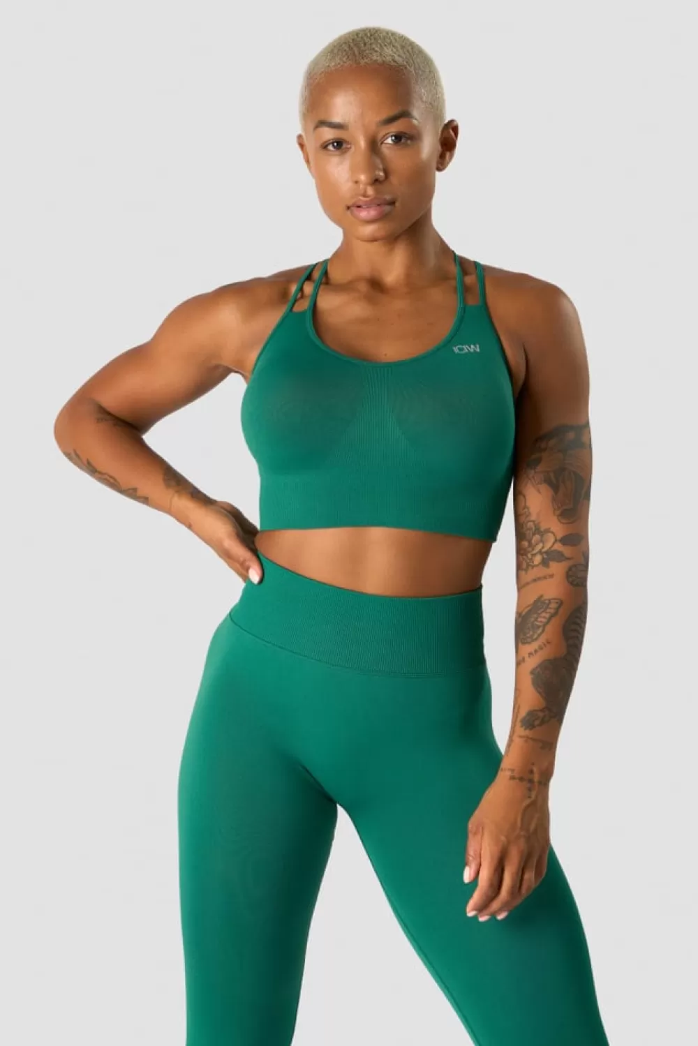 Women ICIW Define Seamless Sports Bra Winter Green