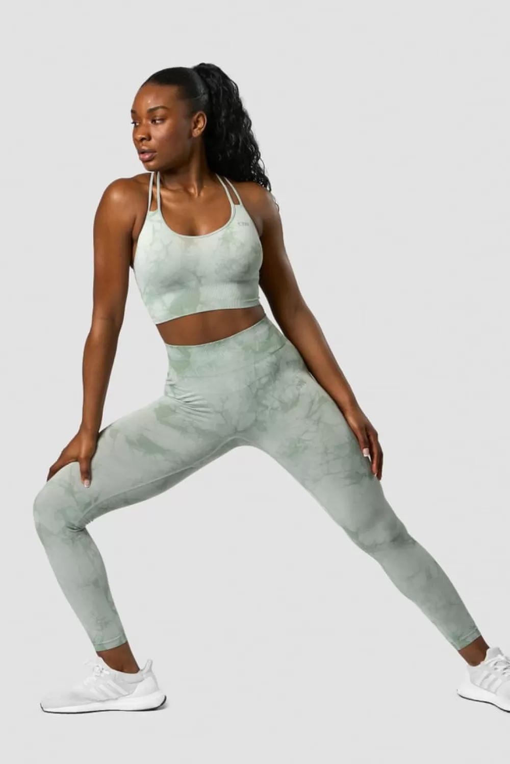 Women ICIW Define Seamless Tie Dye Sports Bra Light Sea Green