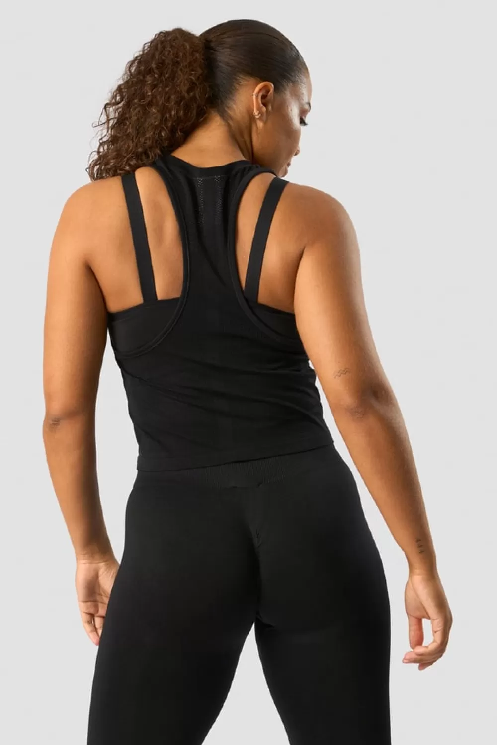 Women ICIW Deluxe Seamless Cropped Tank Top Black