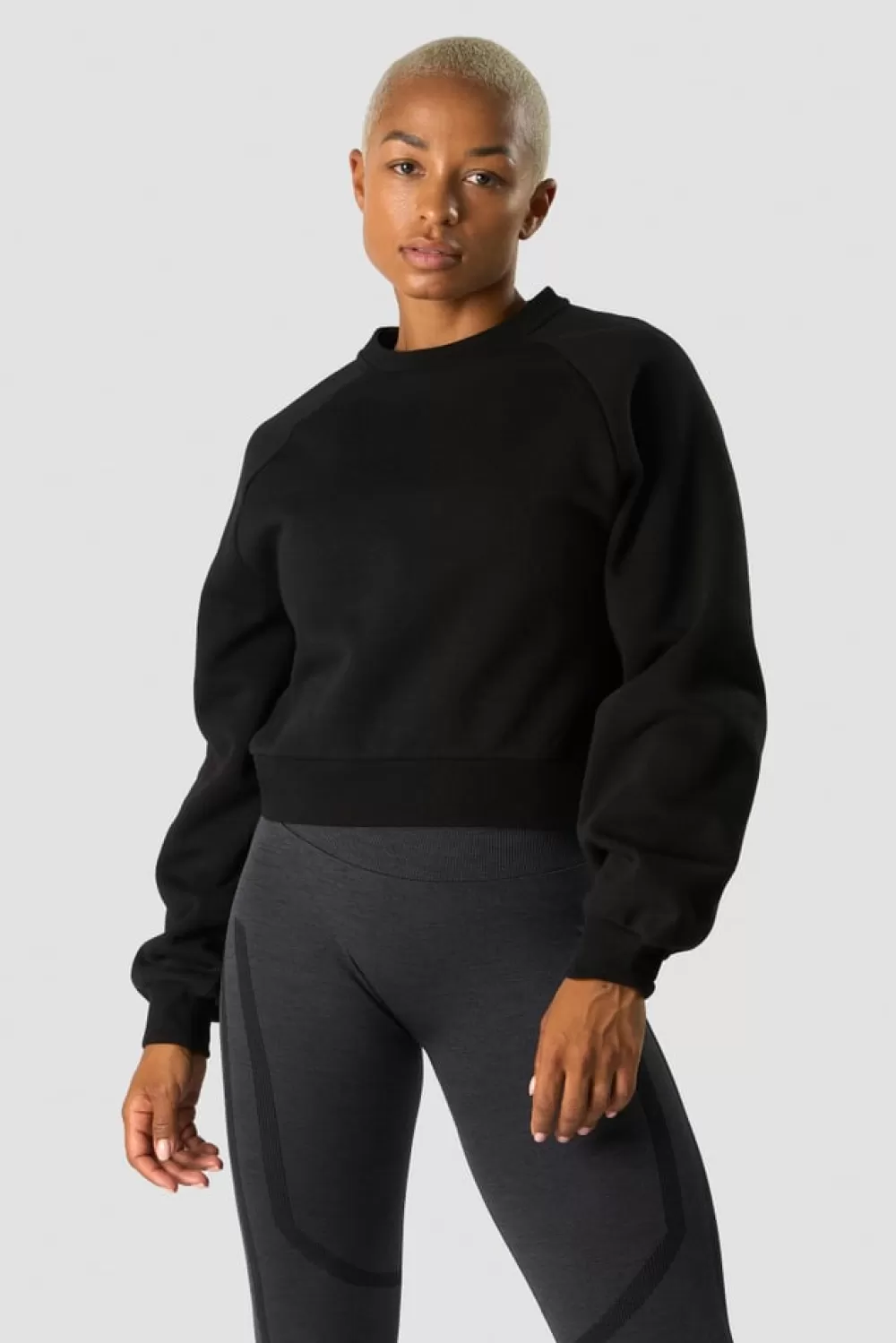 Women ICIW Everyday Cropped Crewneck Black