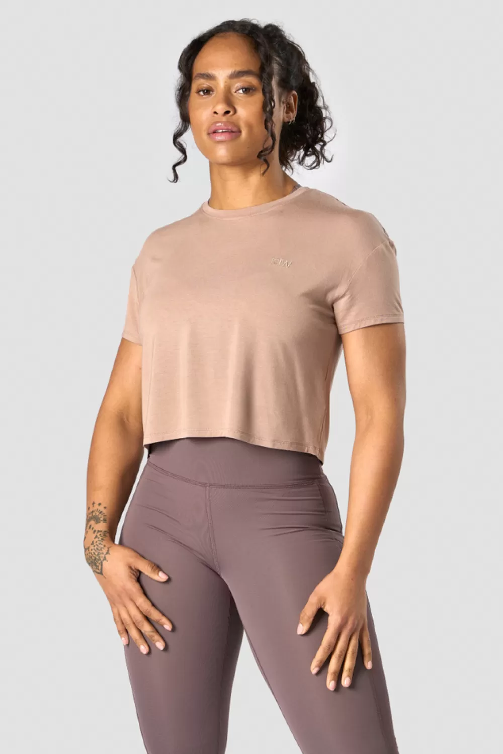 Women ICIW Everyday Cropped T-Shirt Cappuccino