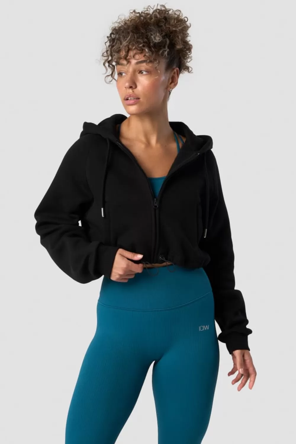 Women ICIW Everyday Cropped Zip Hoodie Wmn Black