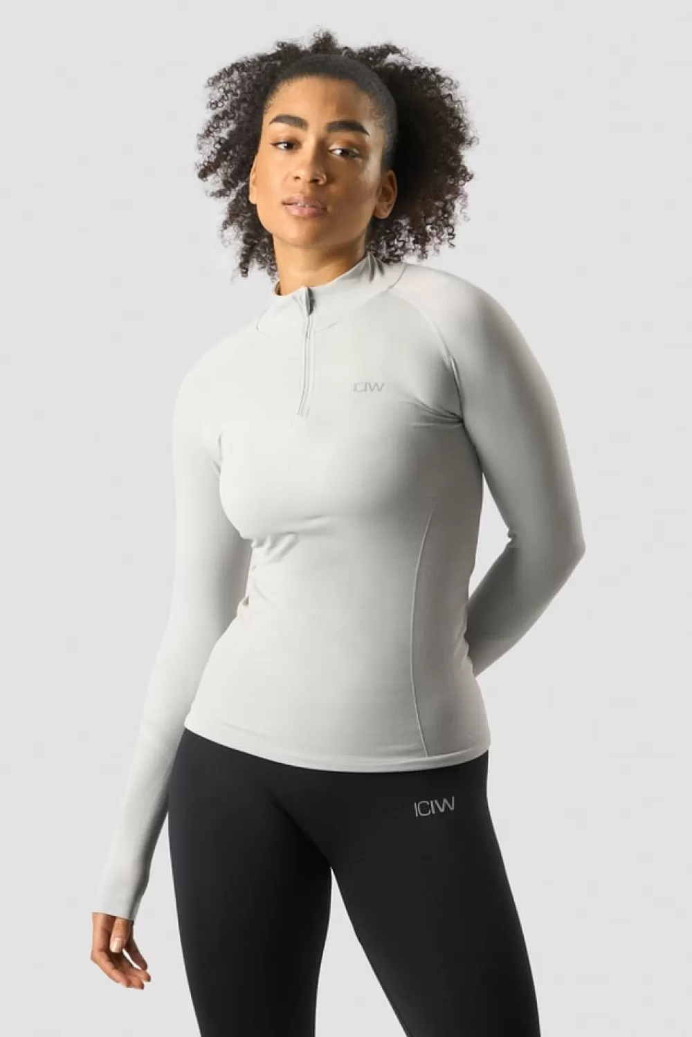 Women ICIW Everyday Seamless 1/4 Zip Wmn Light Grey