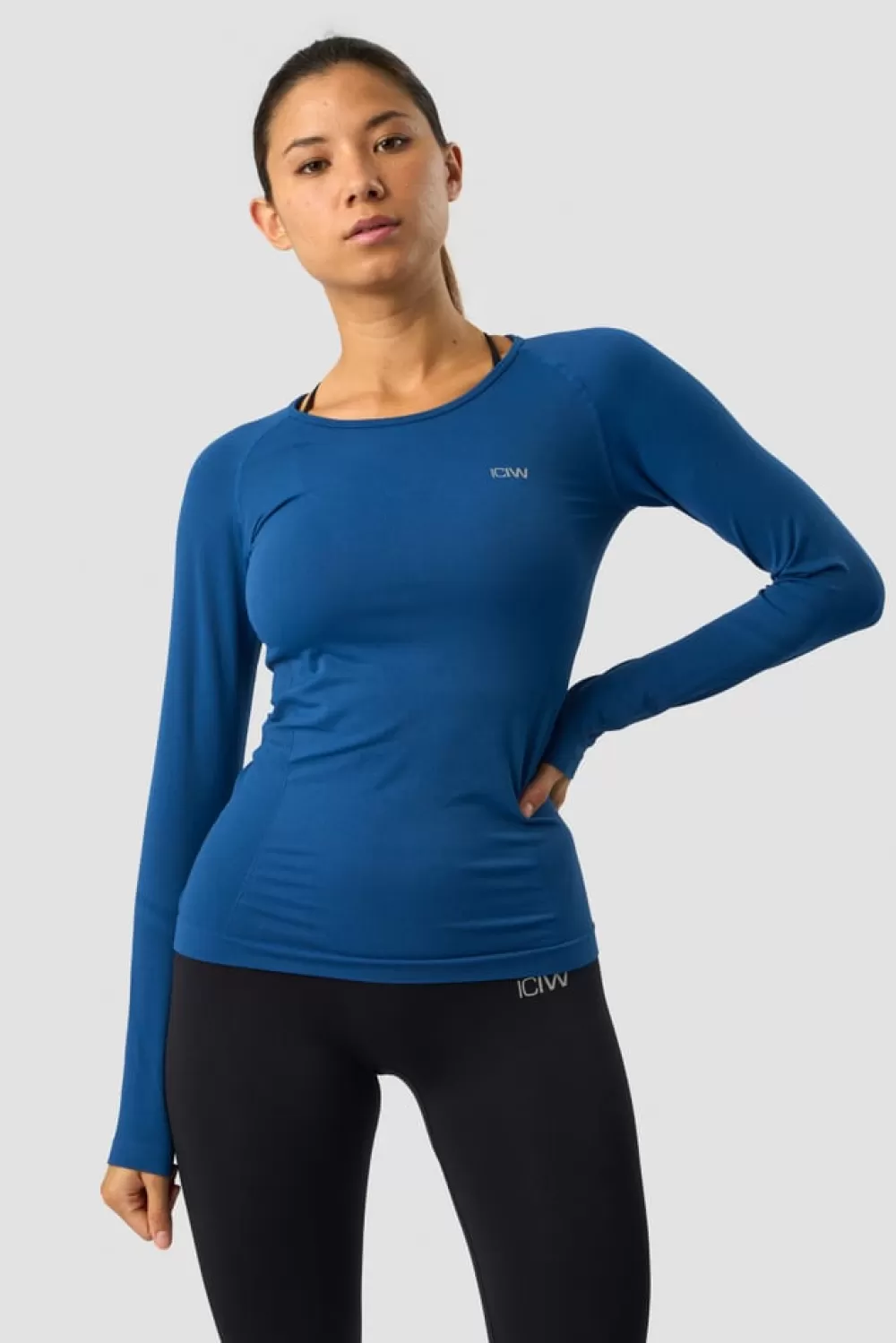 Women ICIW Everyday Seamless LS Dark Navy