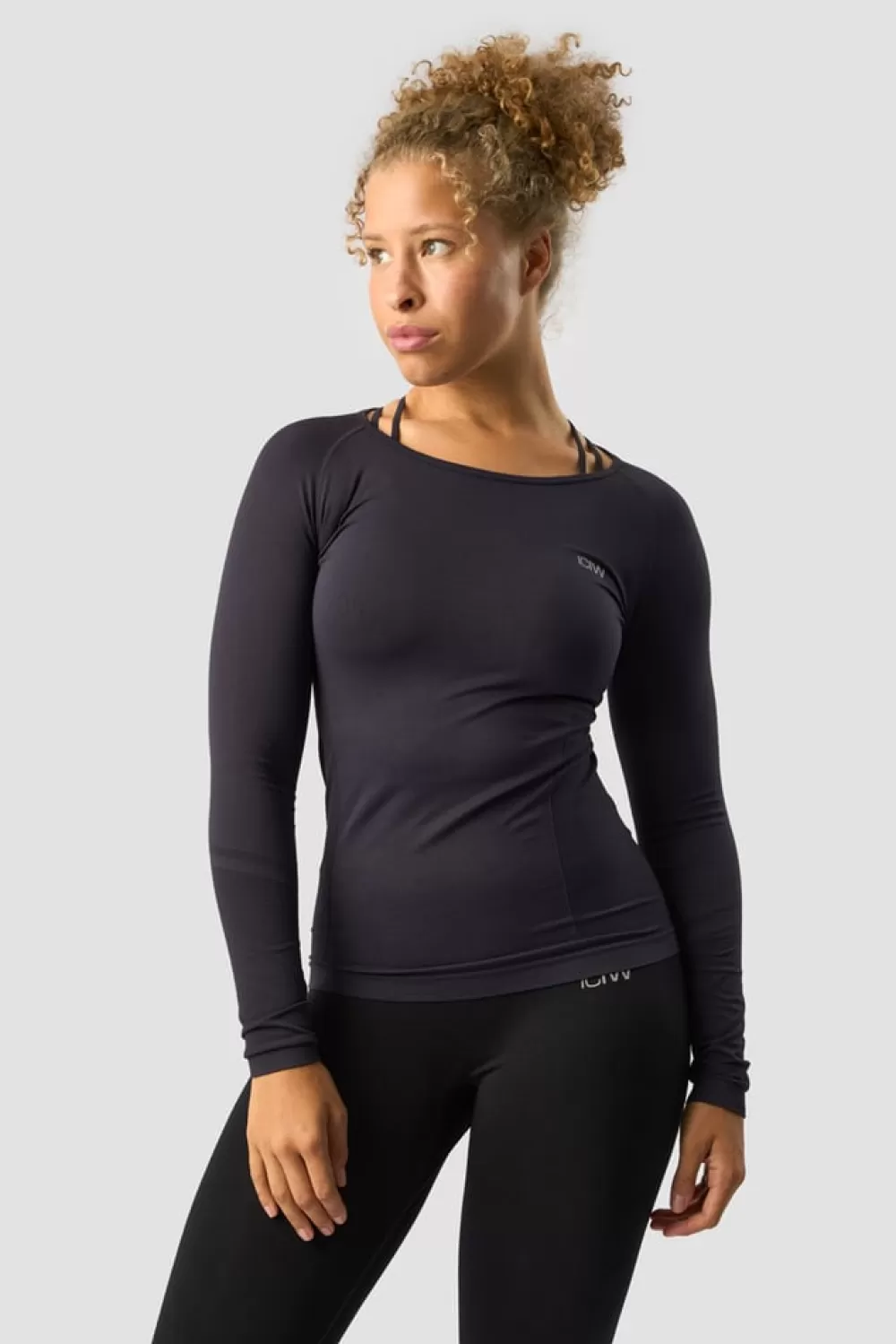 Women ICIW Everyday Seamless LS Dk Graphite