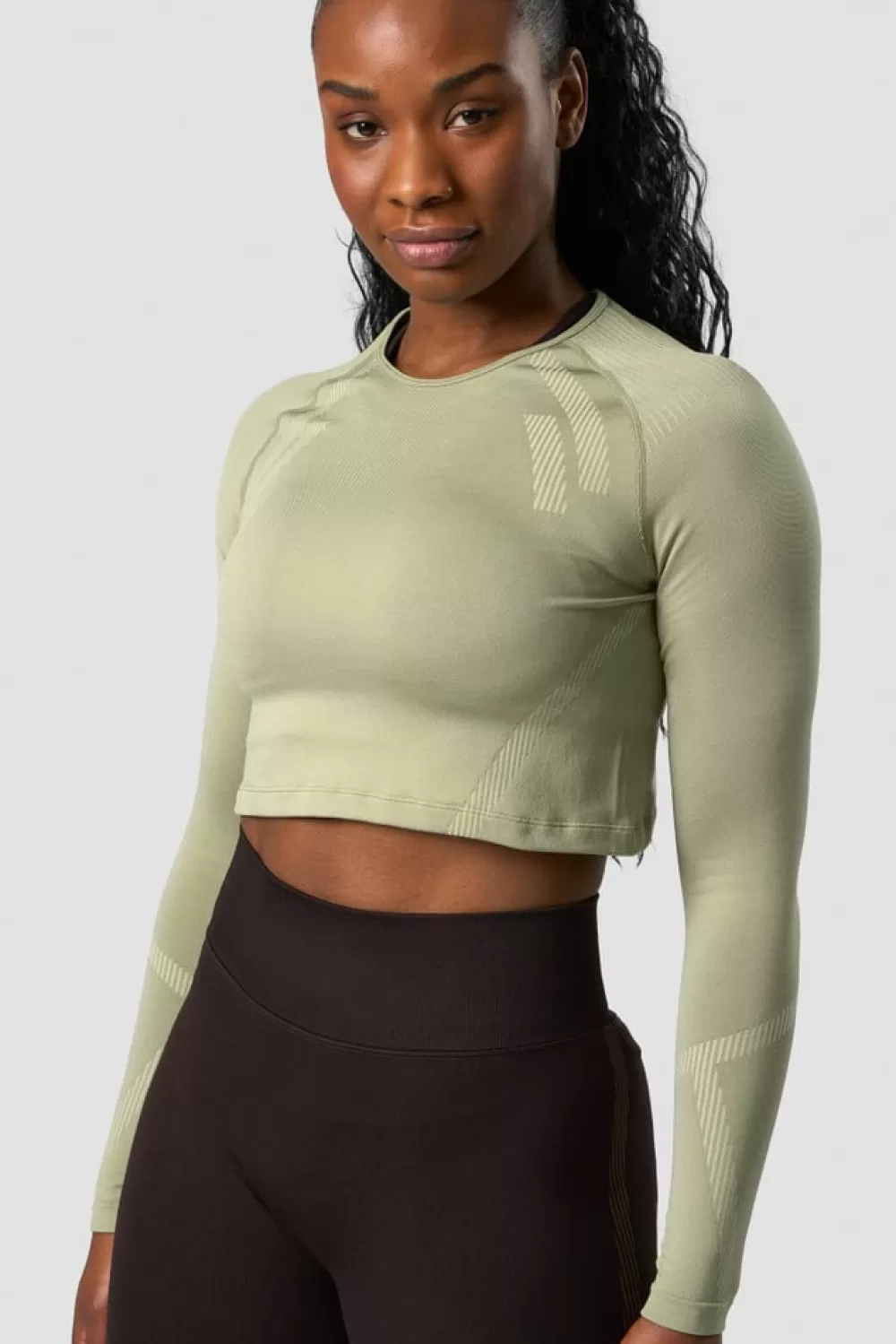 Women ICIW Impact Seamless LS Crop Top Light Leaf Green