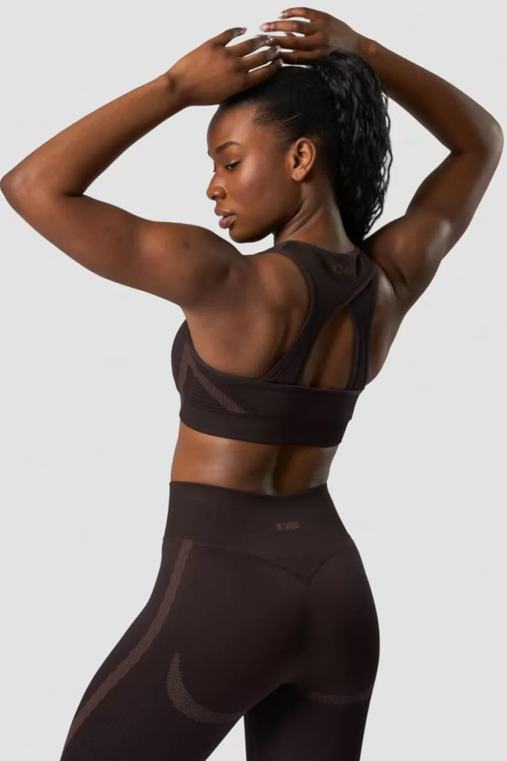 Women ICIW Impact Seamless Sports Bra Dark Brown