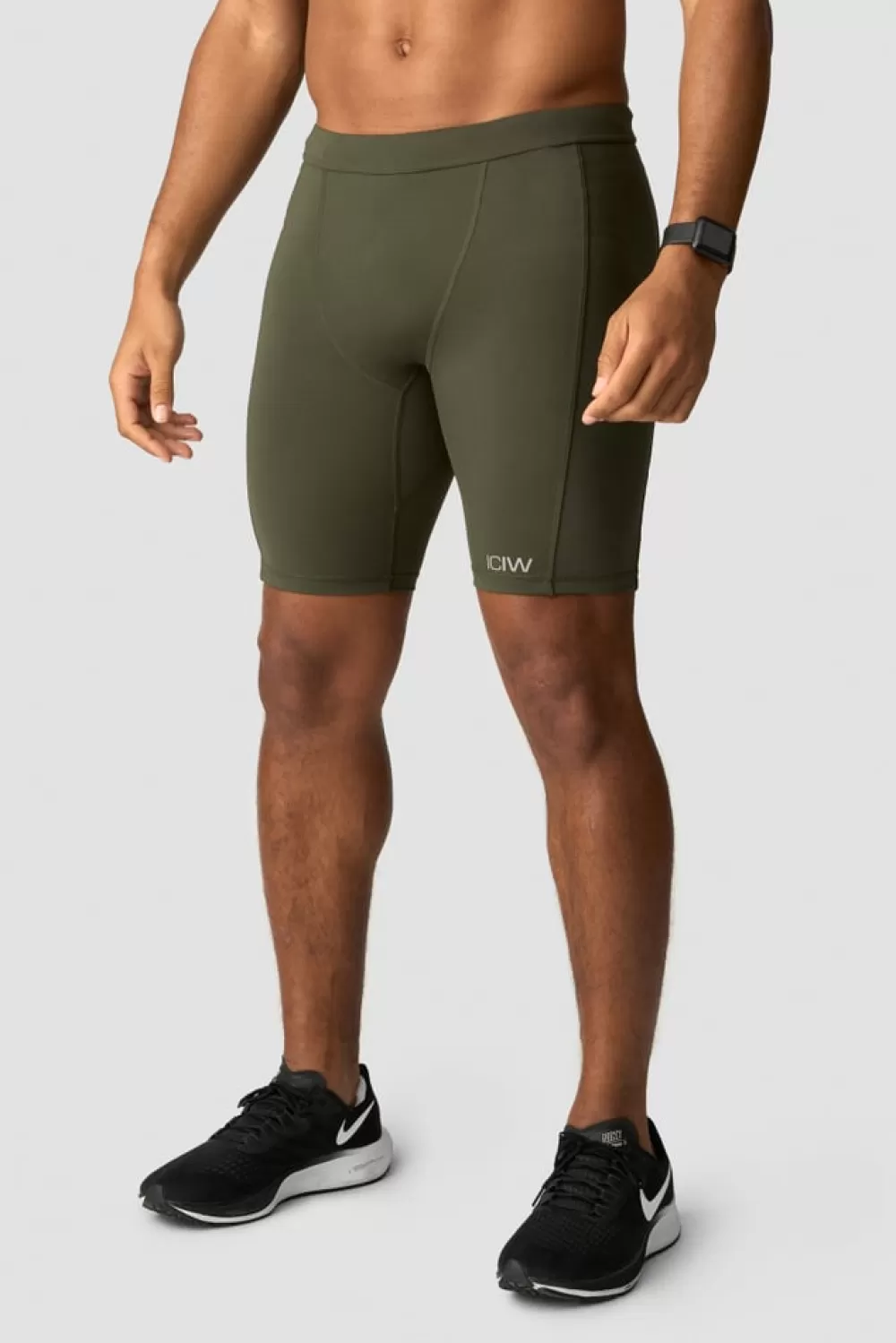 ICIW Mercury Short Tight Shorts Men Pine Green