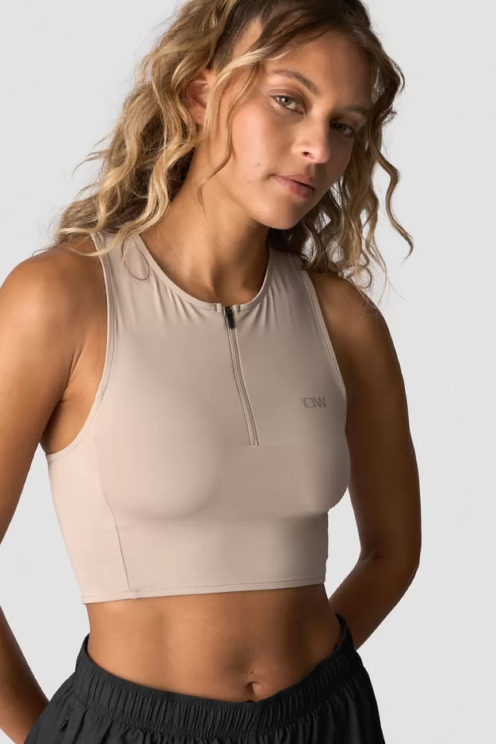 Women ICIW Mirage Cropped 1/4 Zip Tank Top Wmn Light Cool Brown