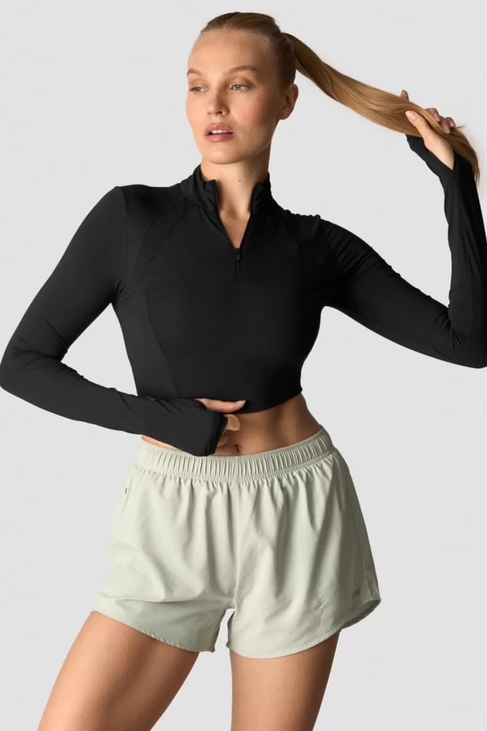 Women ICIW Mirage Cropped Long Sleeve Wmn Black