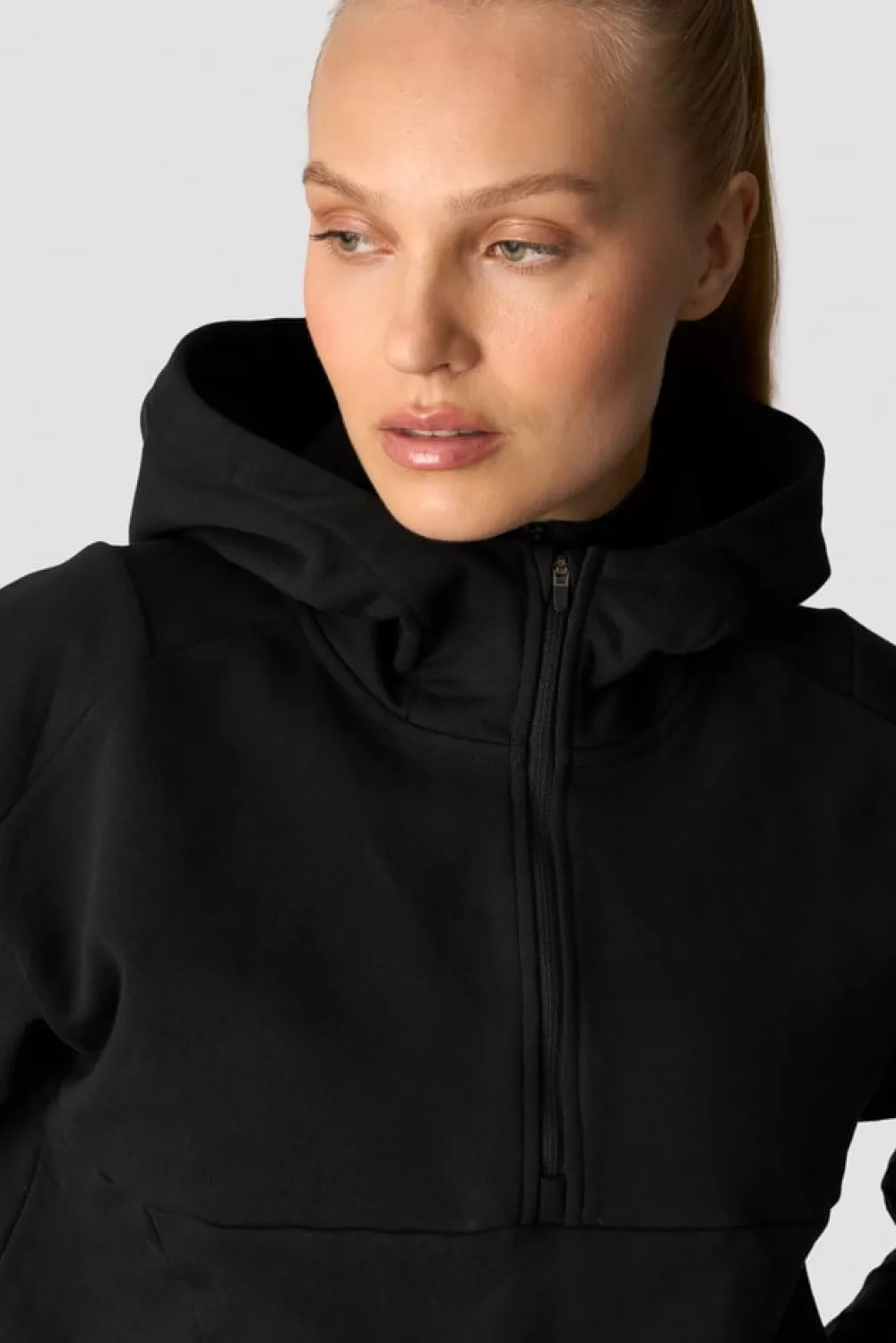 Women ICIW Mirage Mid Sleeve Hoodie Wmn Black