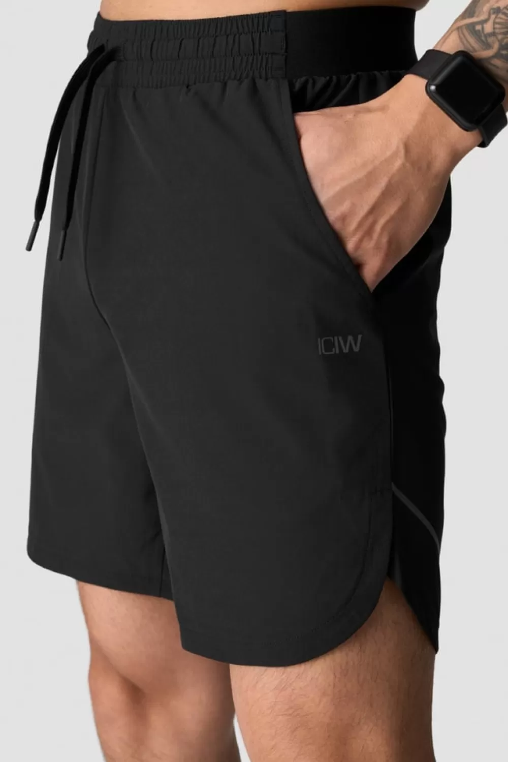 ICIW Mirage Shorts Men Black