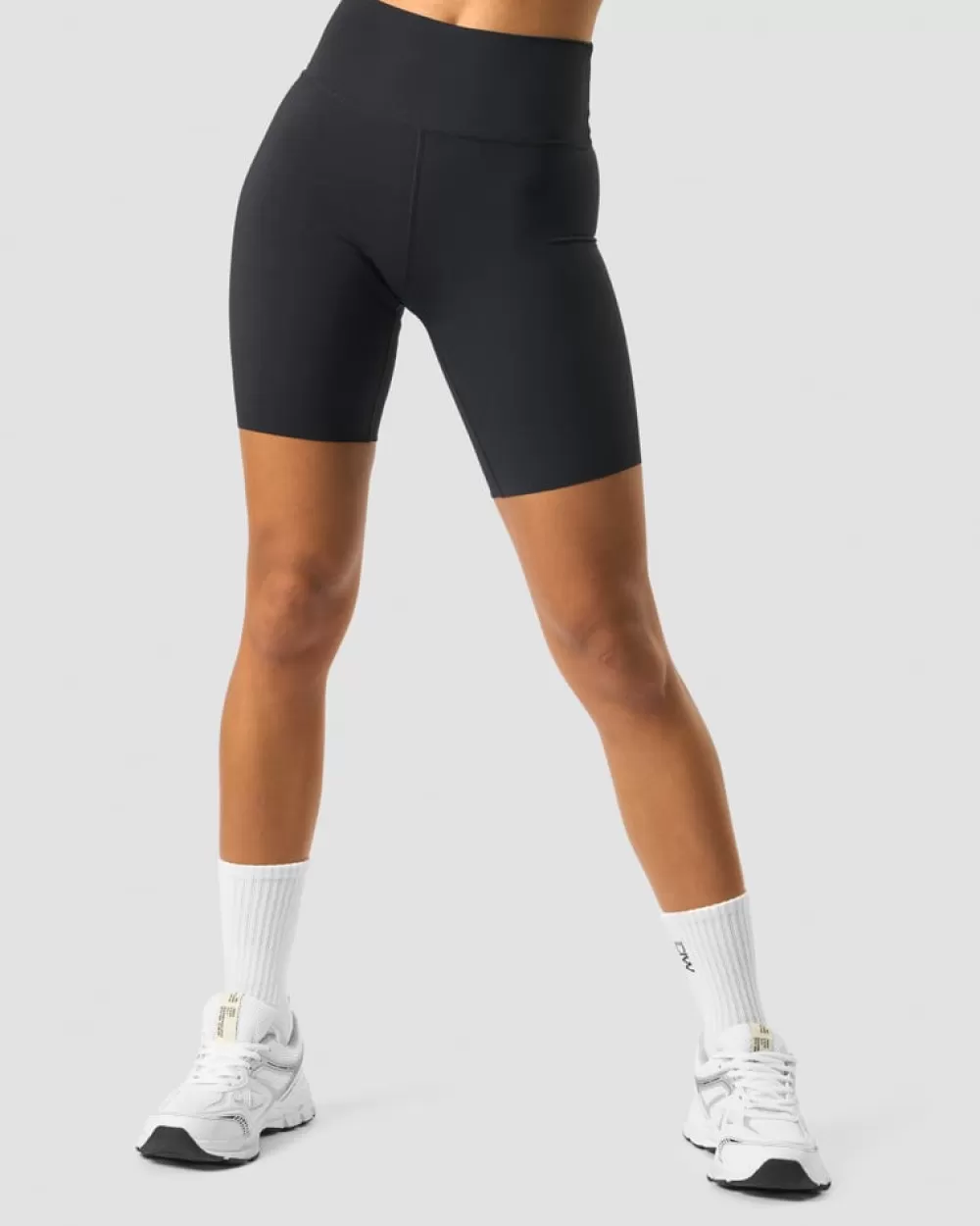 Women ICIW Nimble Biker Shorts Black