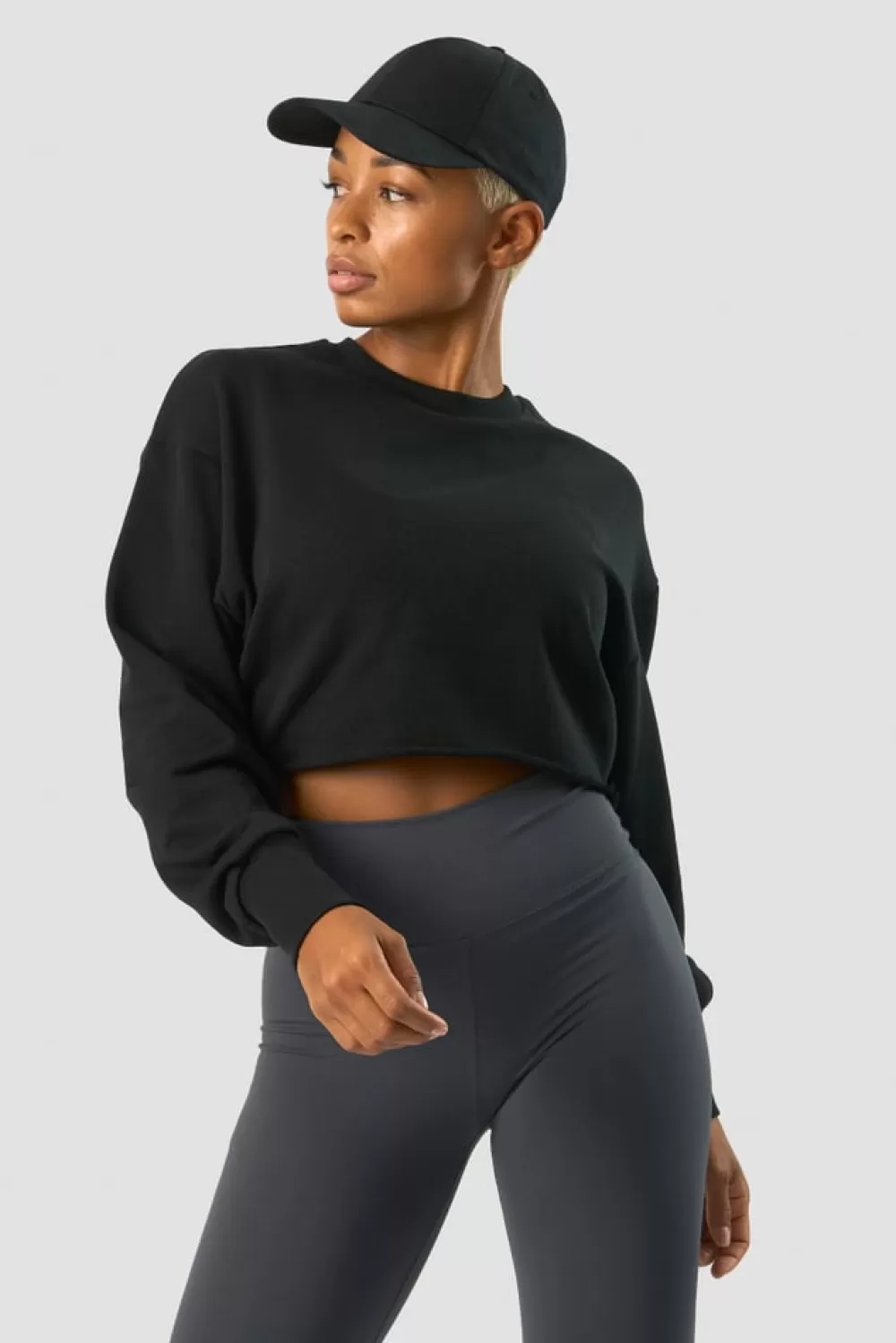 Women ICIW Nimble Cropped Crewneck Black