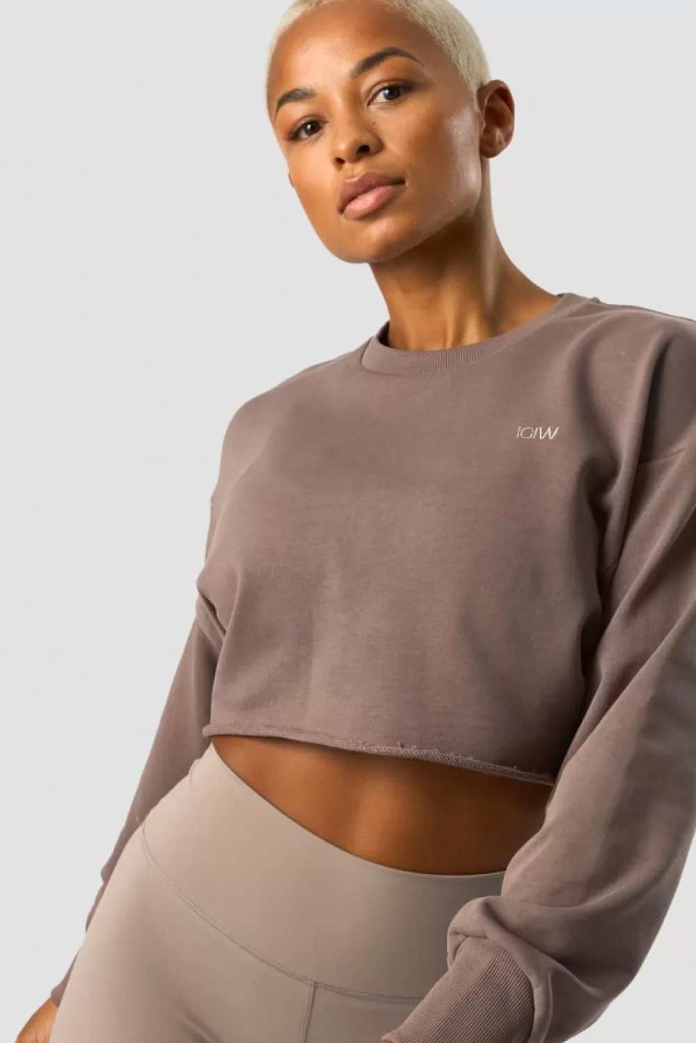 Women ICIW Nimble Cropped Crewneck Dusty Brown