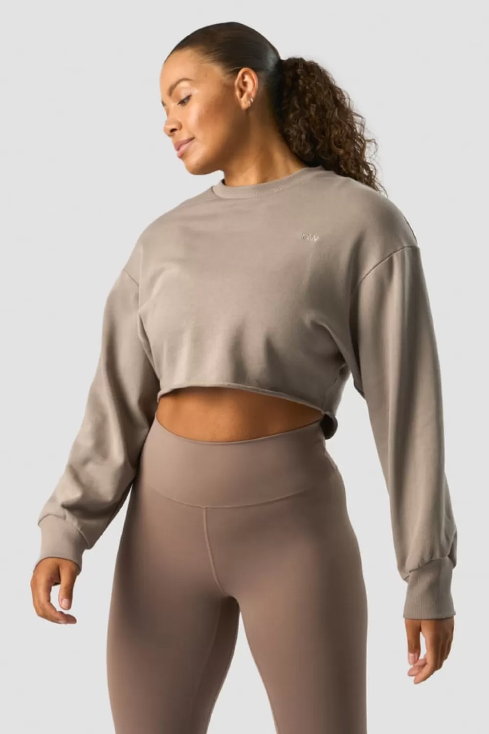 Women ICIW Nimble Cropped Crewneck Greige