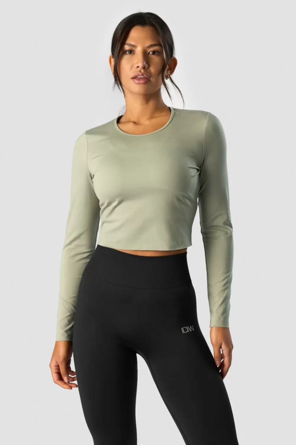 Women ICIW Nimble Cropped LS Light Sage Green