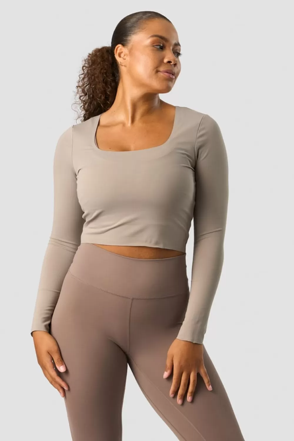 Women ICIW Nimble Soft Cropped LS Greige