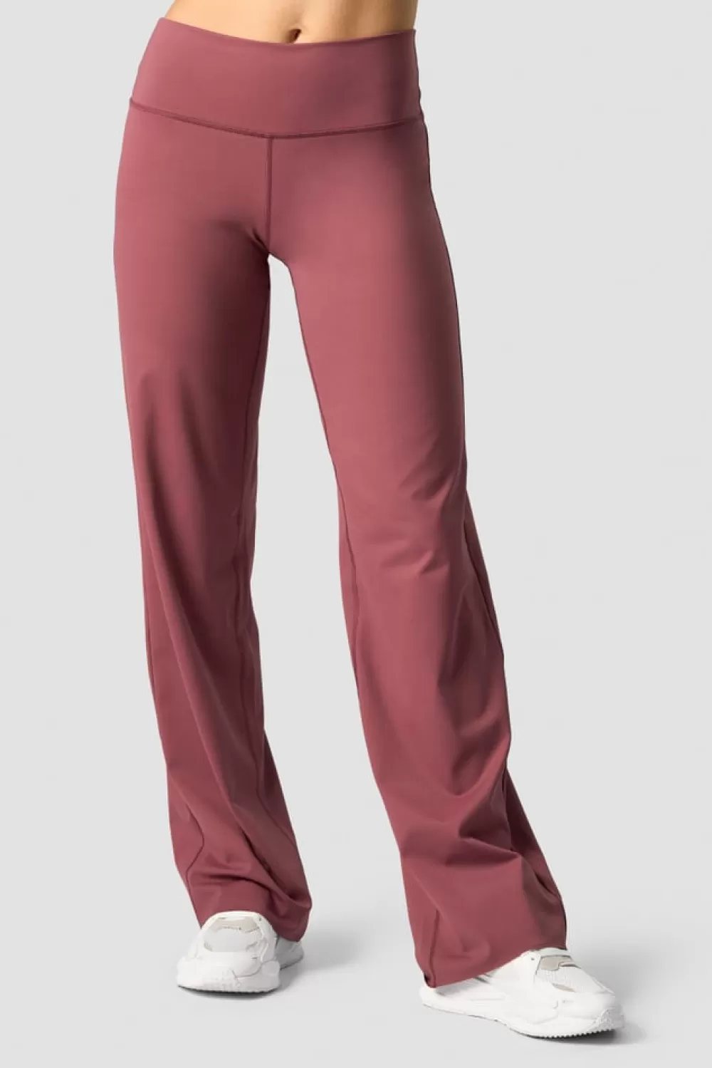 Women ICIW Nimble Straight Leg Pants Wild Berry