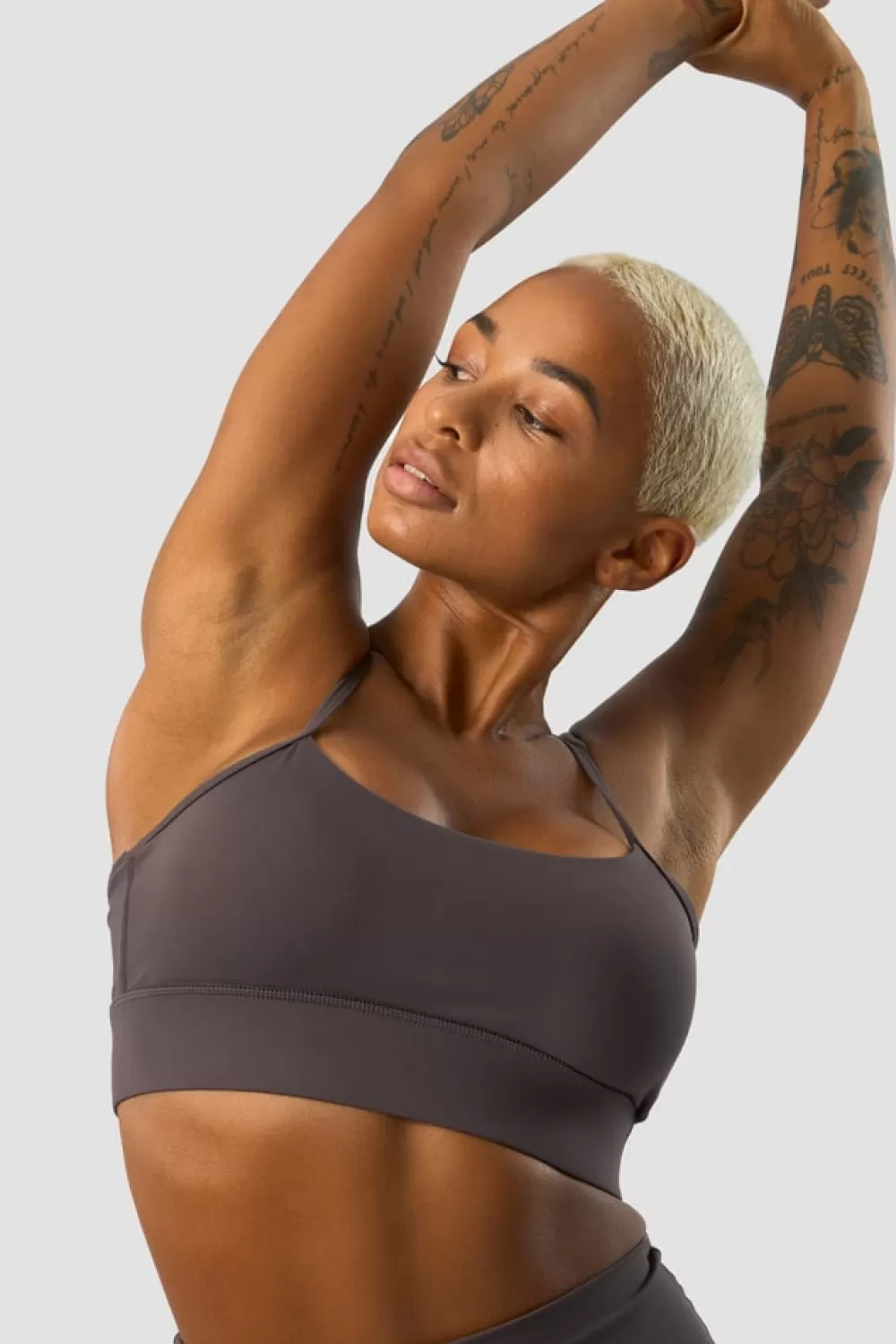 Women ICIW Nimble Strappy Sports Bra Clay