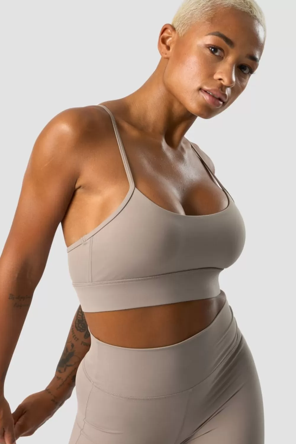 Women ICIW Nimble Strappy Sports Bra Greige