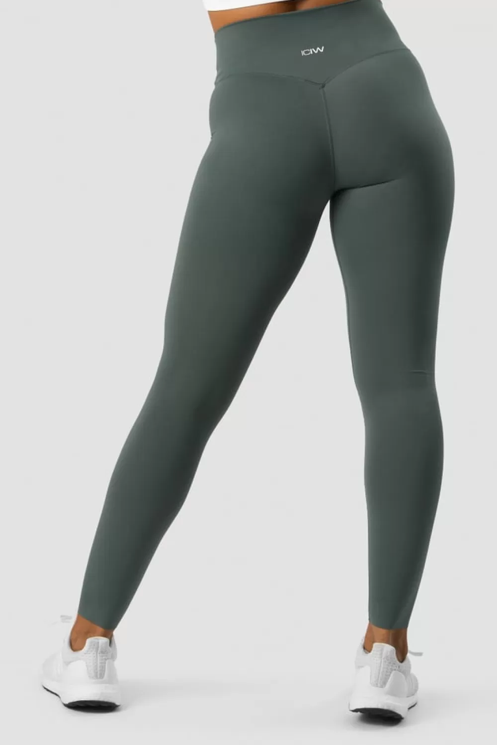 Women ICIW Nimble V-shape Tights Elm Green