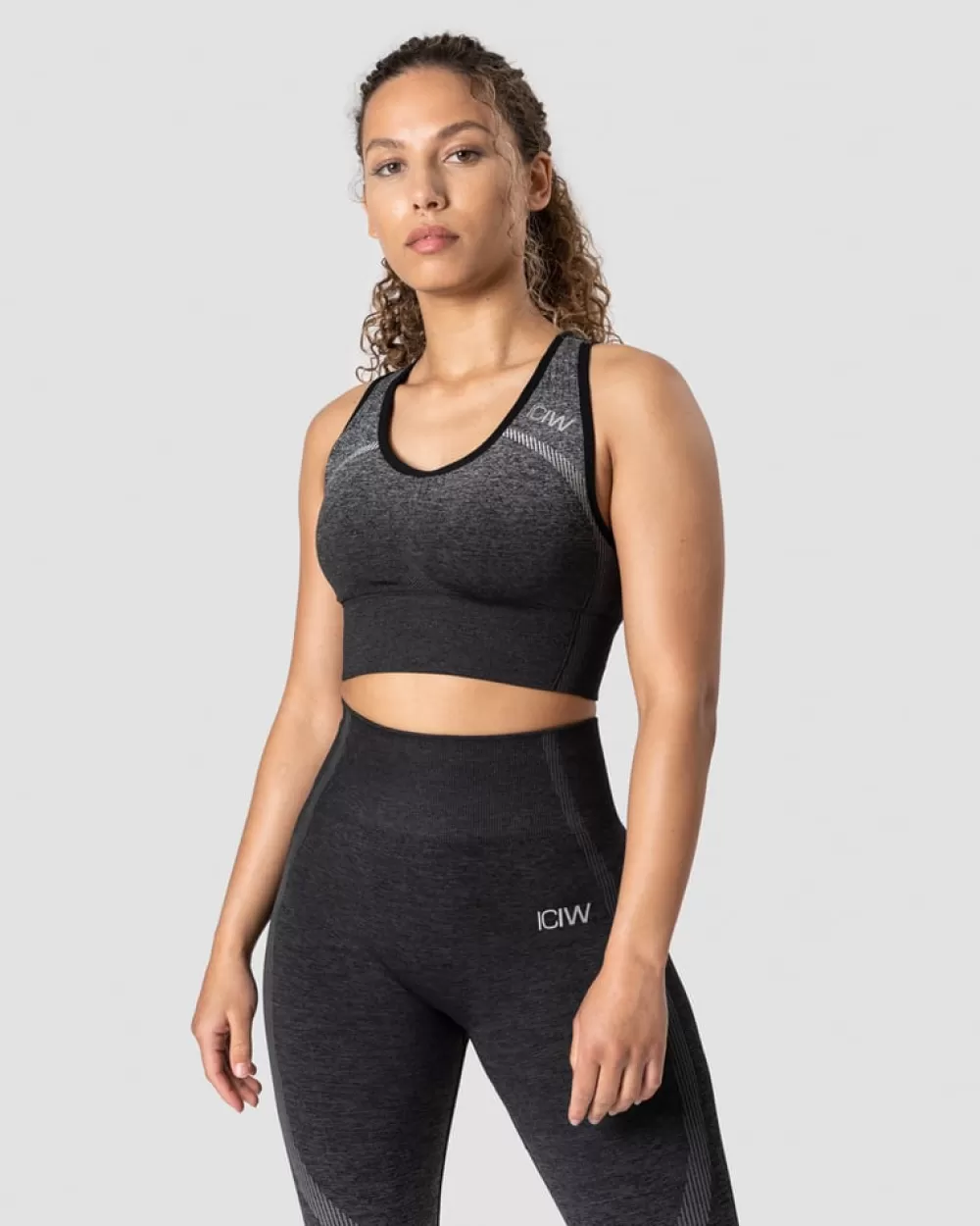 Women ICIW Ombre Seamless Sports Bra Graphite Melange