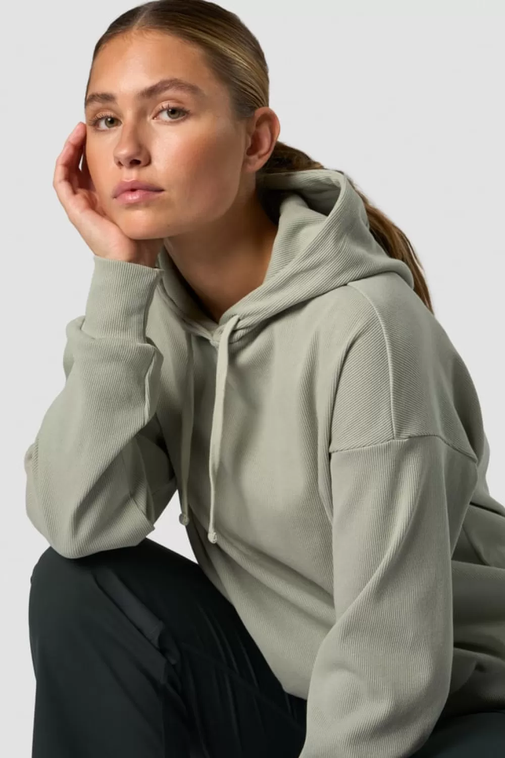 Women ICIW Recharge Hoodie Wmn Faded Green