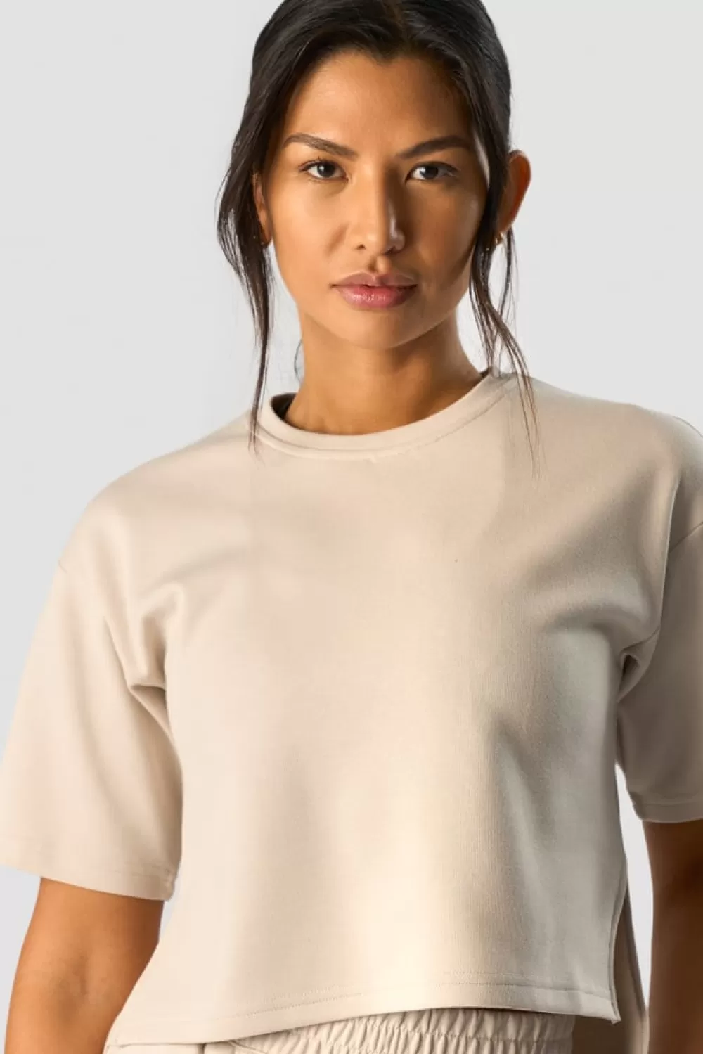 Women ICIW Revive Heavy Cropped T-Shirt Wmn Beige