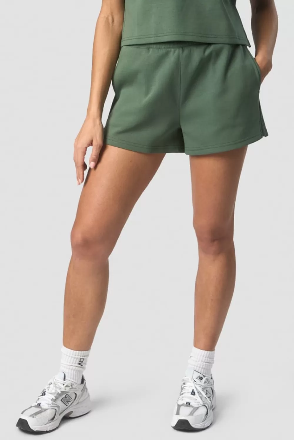 Women ICIW Revive Heavy Shorts Wmn Dark Green