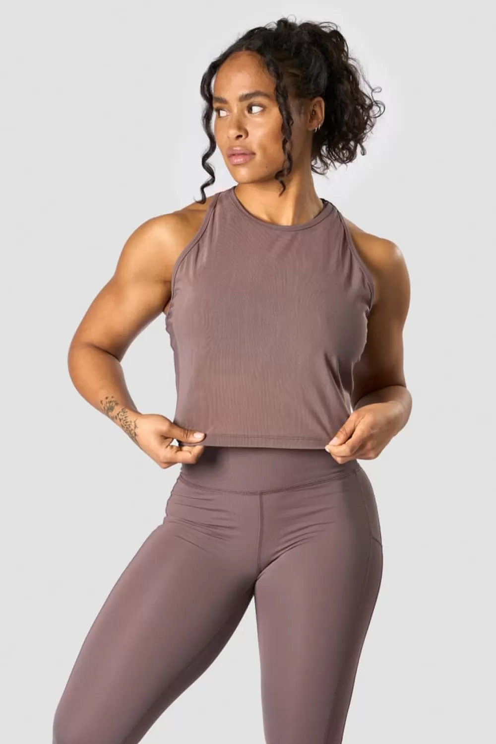 Women ICIW Revive Mesh Cropped Tank Top Wmn Dusty Brown