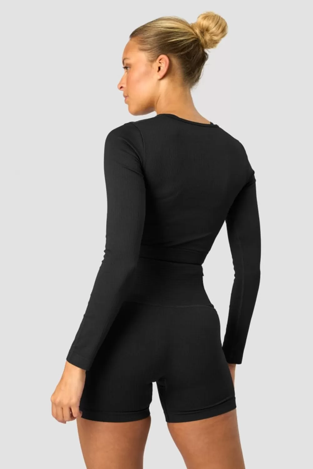 Women ICIW Ribbed Define Seamless Cropped Long Sleeve Black